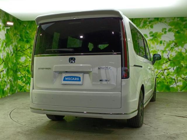 全国に店舗を展開しているのでどこでもお取り寄せが可能です！この車が気になるけど遠方だから・・・と諦める必要はありません！※別途陸送費が必要です。