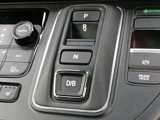 お車に合わせて無料保証以外にも、保証範囲、期間、距離を拡充させた有料保証もご用意しております！中古車の購入が初めてで不安・・・というお客様もご安心ください！