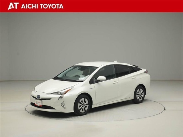 ハイブリッド車を買うならトヨタの『TOYOTA認定中古車』！保証は、初度登録年月より起算して10年間、累計走行距離20万キロ迄。更に、ロングラン保証が1年付で安心安全です♪