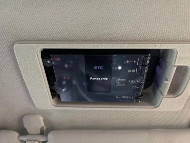 【ETC】高速道路の料金所をストレスなく通過！話題のスポットやサービスエリアに多い「スマートIC」利用時は必須のアイテムです。当店でセットアップを実施、ご納車当日からすぐにご利用いただけます！