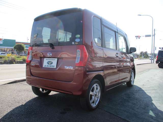 車両をご覧いただくのがベストですが、当店から距離が遠いなど『もう少し他の場所や傷の状況を画像で確認したい』などありましたらメールにてお問い合わせください。kawauchiya＠nifty.com