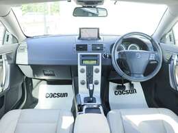 【エンジン・ミッション・ブレーキ機構を2年間無料で保証】コクスンの販売するボルボ中古車は全車に無料で2年間の保証（基本保証）が付帯されます。