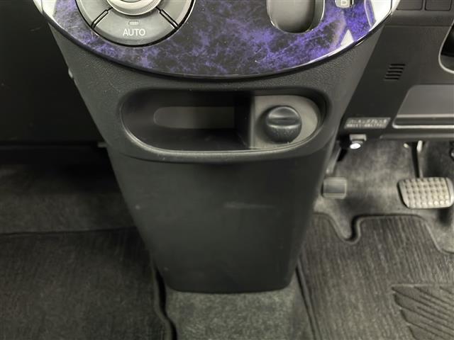 【アクセルブレーキ】傷も少なく状態が良いので、アクセルやブレーキなどの動作はとてもスムーズです！