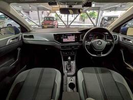 アイポイントが高く見晴らしの良い運転席です！