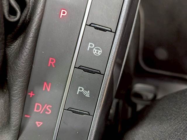 パーキングアシスト装備！
