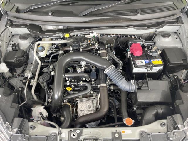 親切・丁寧な専門メカニックスタッフが応対！・車検・点検整備・事故等の修理などアフターサービスも安心。お車のカスタマイズもネクステージのサービススタッフまでご相談ください！