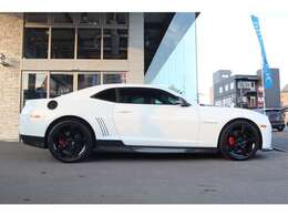 全長484cm×全幅191cm×全高138cm