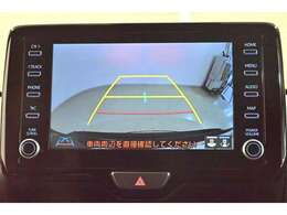 バックガイドモニターで、後方を確認しながら安心して駐車することができます。運転初心者も熟練者も必須の機能ですよ！