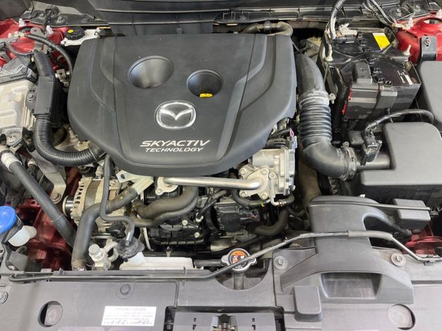 親切・丁寧な専門メカニックスタッフが応対！・車検・点検整備・事故等の修理などアフターサービスも安心。お車のカスタマイズもネクステージのサービススタッフまでご相談ください！