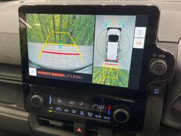 【パノラミックビューモニター】専用のカメラにより、上から見下ろしたような視点で360度クルマの周囲を確認することができます☆死角部分も確認しやすく、狭い場所での切り返しや駐車もスムーズに行えます。