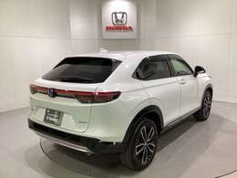 【Honda認定中古車 U-Select】　は3つの安心をお約束します。　1　Hondaのプロが整備した安心。 2　第三者機関がチェックした安心。　3　購入後もHondaが保証する安心。