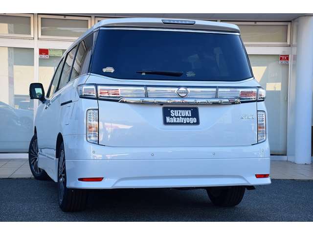 ●車検・整備・板金工場併設の自動車複合施設だからできる安心のメンテナンス！オプションパーツ取付けももちろん歓迎です！！●無料通話【TEL：0078-6002-838529】