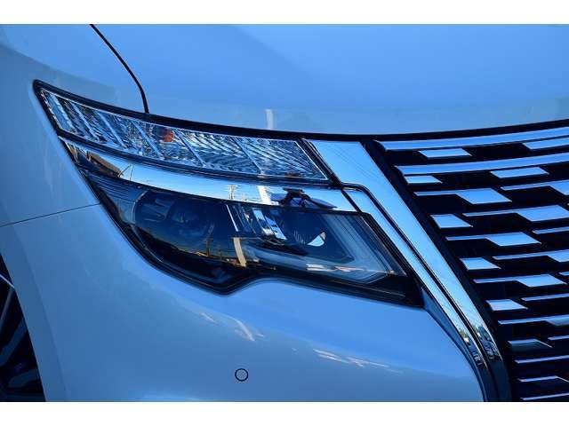 ●カーライフをよりよくお楽しみいただく為にご納車前には法定点検整備を行い、交換が必要な項目は交換させて頂き納車前点検を実施！！●無料通話【TEL：0078-6002-838529】