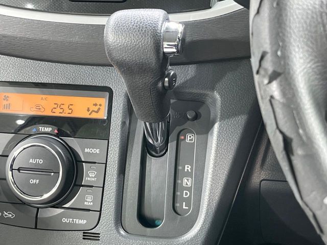 グループ総在庫数約30，000台！！全国の系列店からメーカー・車種問わずご紹介出来るので、あなたにピッタリのお車が見つかるはずです♪まずはお問い合わせ下さい☆