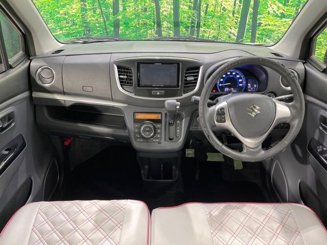 グループ総在庫数約30，000台！！全国の系列店からメーカー・車種問わずご紹介出来るので、あなたにピッタリのお車が見つかるはずです♪まずはお問い合わせ下さい☆