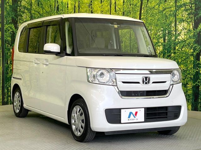 大好評のボディコーティング「弾スプラッシュコート」もご納車までに施工可能。通常のガラスコートと異なる、耐久年数6年の無機質ガラスコーティングが、ボディをキレイな状態に保ってくれます。