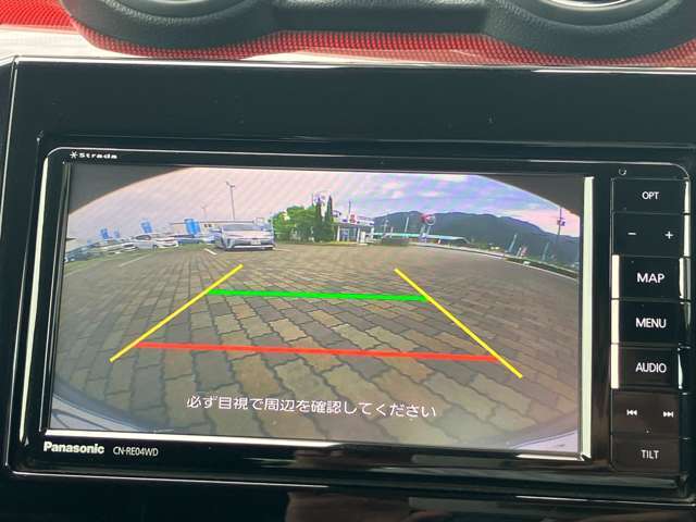 当店は良品質にこだわり続けた販売姿勢がより多くのユーザー様より支持を得てご満足頂いております。当店は大型整備工場がございますので納車前点検・整備、納車後のアフターもご安心頂けます。