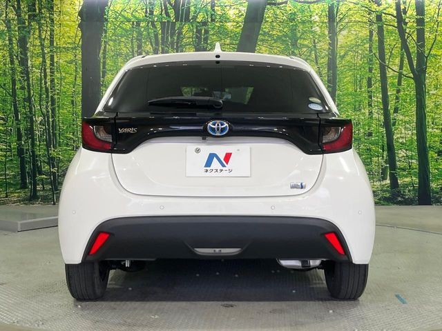 安心の最長10年・走行無制限保証（有償）をご用意。保証内容も充実はもちろん、無料点検＆オイル交換や、年中無休の全国・24時間ロードサービスも付帯されておりますのでご安心下さい。