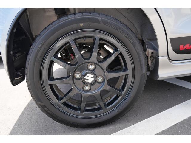 タイヤの溝もバッチリ