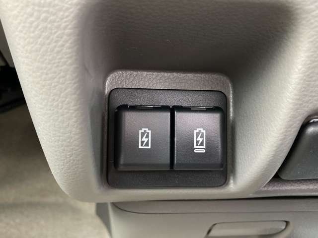 各種スイッチ類（使用の用途はスタッフにご質問下さい）