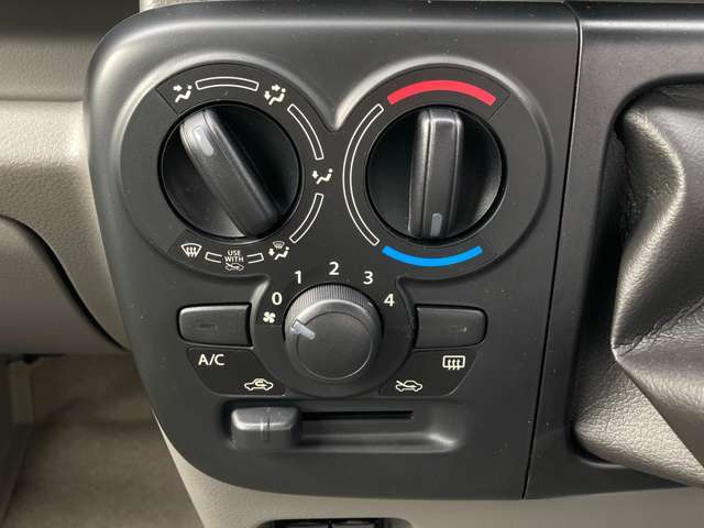 各種スイッチ類（使用の用途はスタッフにご質問下さい）