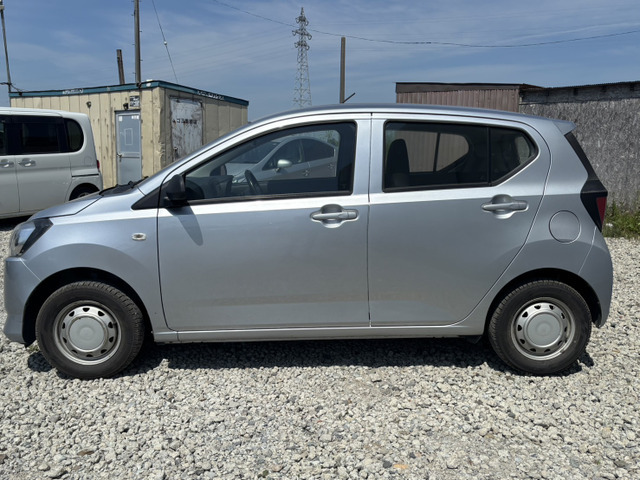 自社積載車完備しておりますので納車時ご自宅までお届けも致します(別途)