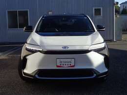 トヨタ認定中古車の3つの安心付きです。1.まるごとクリーニング済み2.車両検査証明書3.ロングラン保証