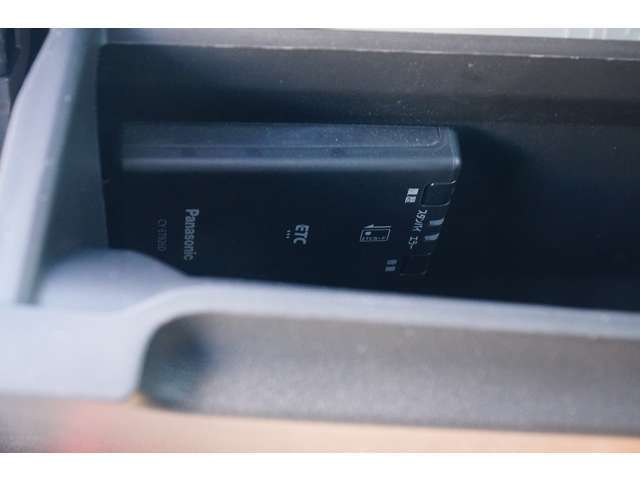 高速道路の走行の際に便利な「ETC」付き！