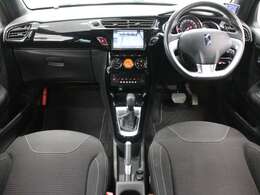 フルセグナビ　Bluetooth　ETC　USB入力　Cセンサー　HIDヘッドライト　純正AW　アイドリングストップ　衝突被害軽減ブレーキ　オートライト　オートエアコン　クルーズコントロール