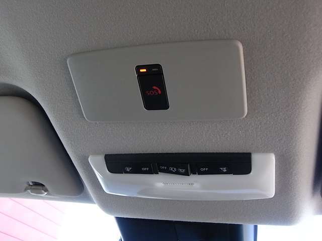 NissanConnect有料）にご加入頂くと、緊急時に専門のオペレーターにつながるSOSコールや、乗る前エアコン、ドアtoドア ナビ、無線での地図更新などさまざまサービスで素敵なカーライフをお楽しみいただけます☆