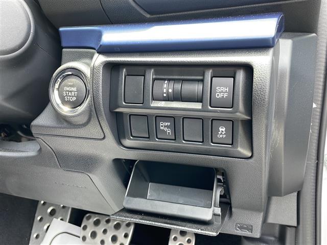 店舗にて現車の確認もいただけますので、お電話で在庫のご確認の上、是非ガリバー黒部店までご来店くださいませ！！！