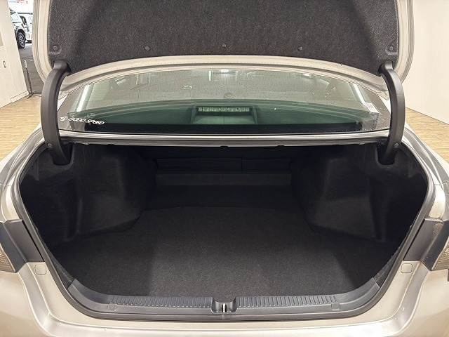 ☆全車修復歴なし！鑑定付きの良質なお車のみを厳選して展示中☆第3者機関の認定付き車ですので、遠方の方でも、安心してご検討いただけます。
