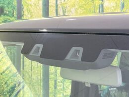 【スズキ　セーフティサポート】走行中に前方の車両等を認識し、衝突しそうな時は警報とブレーキで衝突回避と被害軽減をアシスト。より安全にドライブをお楽しみいただけます。