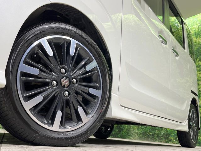 【純正15インチアルミホイール】外観にマッチした純正アルミホイールを装着しております。各種社外アルミホイールや、スタッドレスタイヤも取扱いしております。是非ご相談ください♪