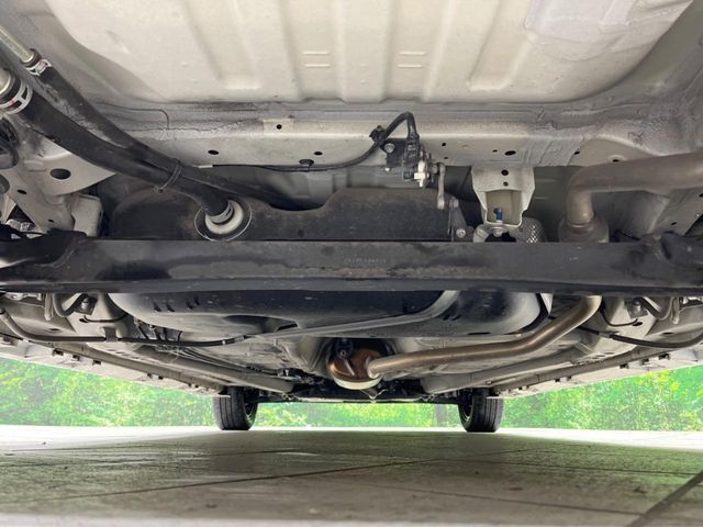 下回りがきれいなうちに、防錆加工の施工がオススメ。降雪地域はもちろん、沿岸部にお住いの方や、趣味でマリン・ウィンタースポーツをされる方にご好評いただいております。