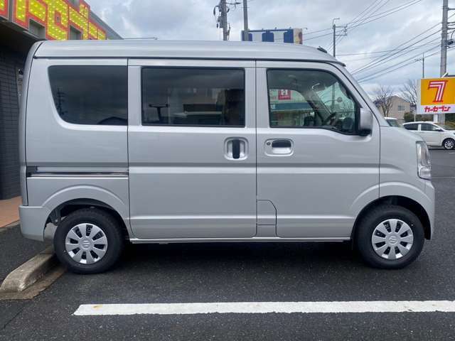 新車、自動車保険の取り扱いもございます！中古車の販売以外でもお客様の事を第一に考え、最前のご提案をさせて頂きます。些細なことでも気兼ね無くお尋ね下さい。