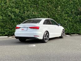 アウディ認定中古車延長保証制度お客様のご希望により、保証期間を有償にて更に一年間延長することが可能です。　アウディの安心なカーライフをお約束します。 詳細はスタッフまでお気軽にお問合せください。