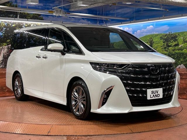大好評のボディコーティング「弾スプラッシュコート」もご納車までに施工可能。通常のガラスコートと異なる、耐久年数6年の無機質ガラスコーティングが、ボディをキレイな状態に保ってくれます。