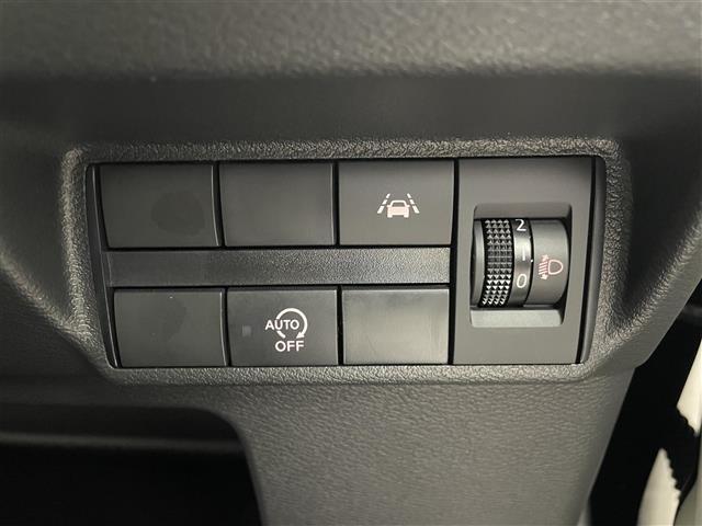 【運転席操作部】快適なドライブを楽しむための機能が装備されています！運転席から触れるので、使いやすいです！除菌プランいれていただくと、さらに清潔で安心していただけます！