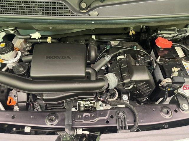 親切・丁寧な専門メカニックスタッフが応対！・車検・点検整備・事故等の修理などアフターサービスも安心。お車のカスタマイズもネクステージのサービススタッフまでご相談ください！