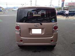 “クルマと笑顔が買えるトコロ・・・”そんな中古車展示場です！ぜひお越しください！