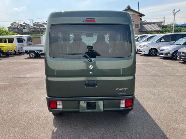 軽自動車・普通自動車、全メーカー対応可能！！新車・届出済未使用車・中古車、すべて取り扱い！掲載しているクルマ以外にも多数展示しております。是非一度ご来場ください！