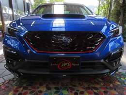 名門STI社の手によるレーシングカーと同等域にある市販車が『新型 S210』である。我々が目指したのは「STIの威信と誇り」レーシングカーと同じ性能と呼べるほどに自信をもって胸を張れる高性能市販モデルの到達点！