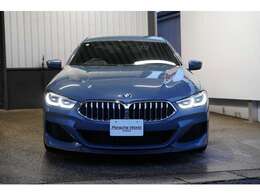 在庫車はすべて屋内保管です！全部で17台保管できるショールーム＆倉庫で展示車と納車前の車はすべて保管しています！