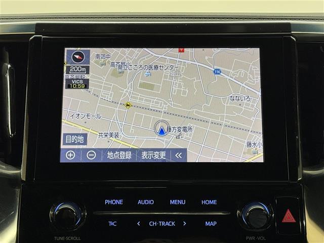 【純正9型ディスプレイオーディオ】大画面で高い視認性を誇り、ナビゲーションも搭載しているディスプレイオーディオです。Apple CarPlay/AndroidAutoにも対応。
