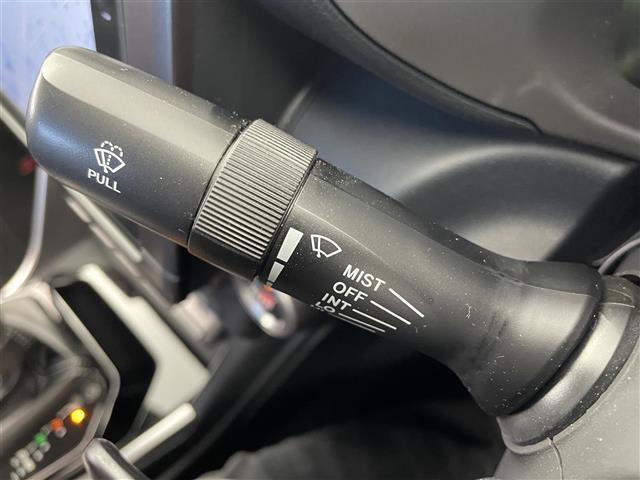 【運転席操作部】快適なドライブを楽しむための機能が装備されています！運転席から触れるので、使いやすいです！除菌プランいれていただくと、さらに清潔で安心していただけます！