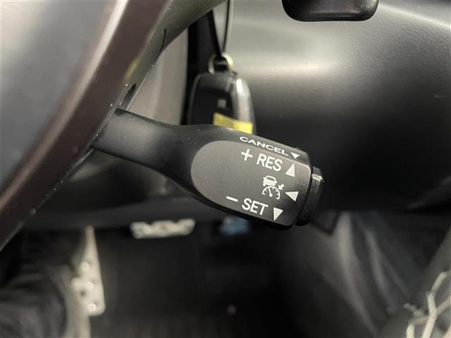 【運転席操作部】快適なドライブを楽しむための機能が装備されています！運転席から触れるので、使いやすいです！除菌プランいれていただくと、さらに清潔で安心していただけます！