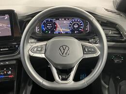 関西初の新デザインを取り入れた近未来なショールームと、1，288坪（約東京ドーム1個分）の超巨大展示場が併設された最大級店舗です！