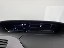 【スピードメーター】『スピードメーター』の画像になります。メーターがシンプルで見やすく運転しやすいですね！