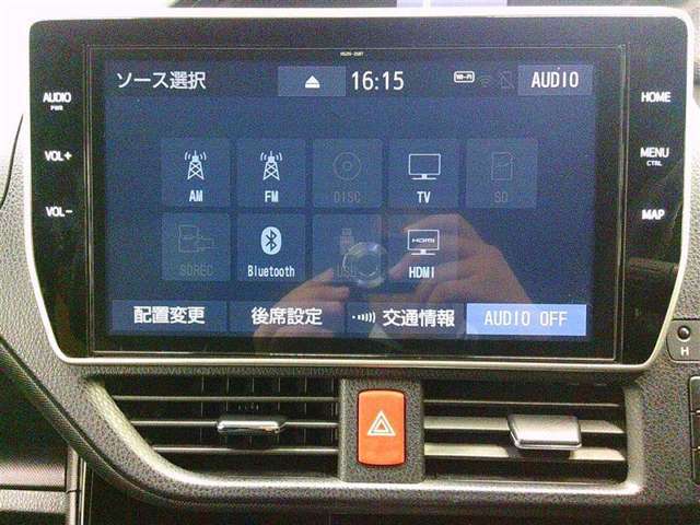 嬉しい装備です♪フルセグTV・DVD再生・Bluetoothオーディオに対応しています！！